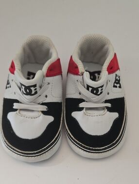 DC Baby Crib Fit Soft Shoes